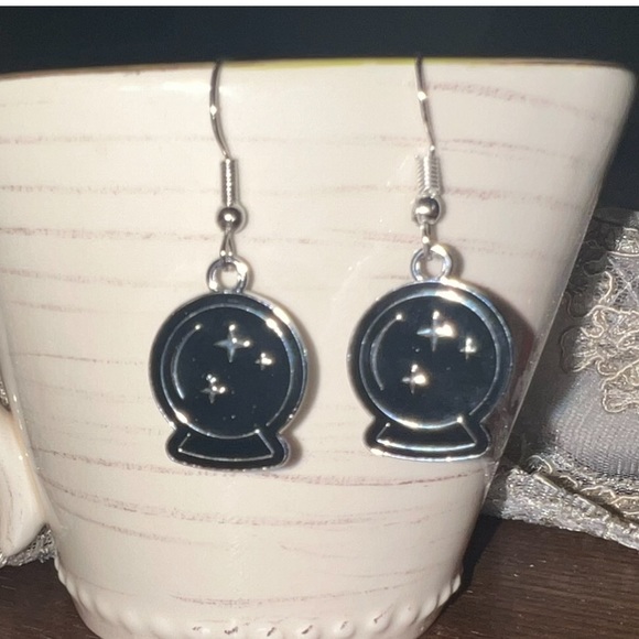 $2 CRYSTAL BALL EARRINGS. STAINLESS STEEL. NEW. $2 WITH ANY $10 ORDER OR MORE - Picture 3 of 16
